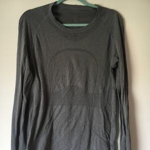 Lululemon long sleeve crew